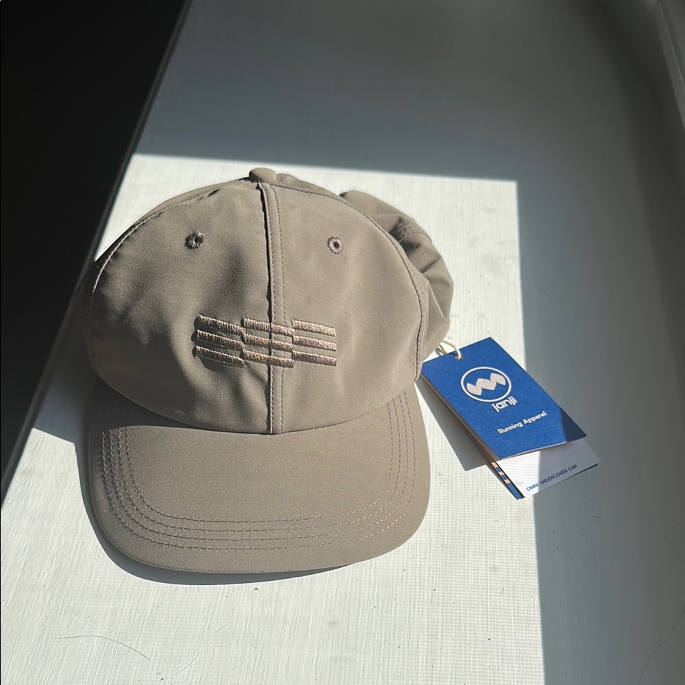 Janji unisex Omni Undercover Cap
